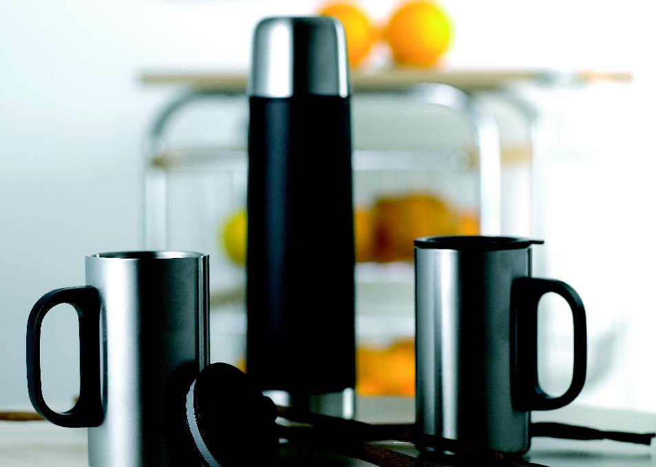 ISOSET Vacuum Flask with Two Stainless Steel Mugs