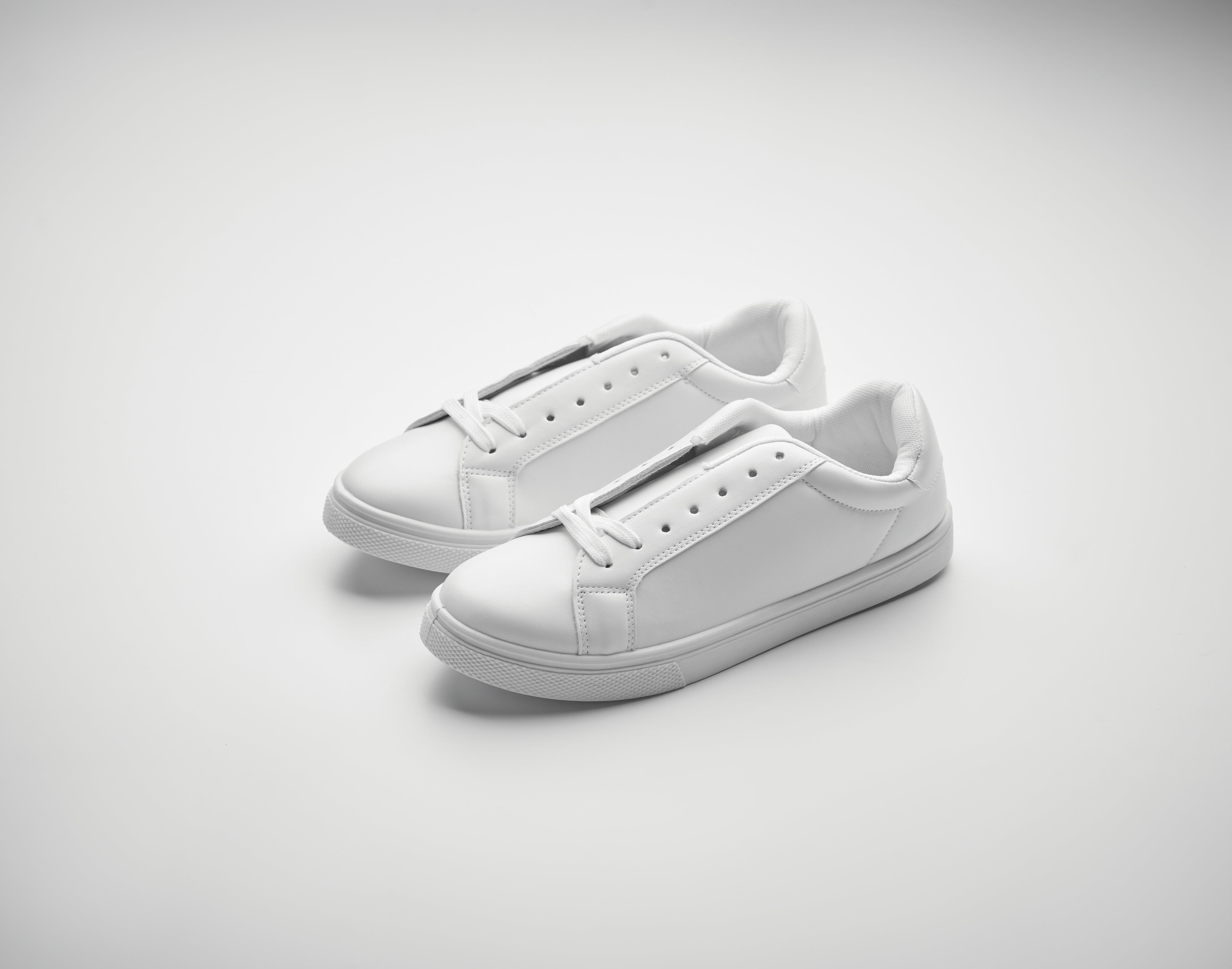 BLANCOS PU Lightweight Sneakers Size 39