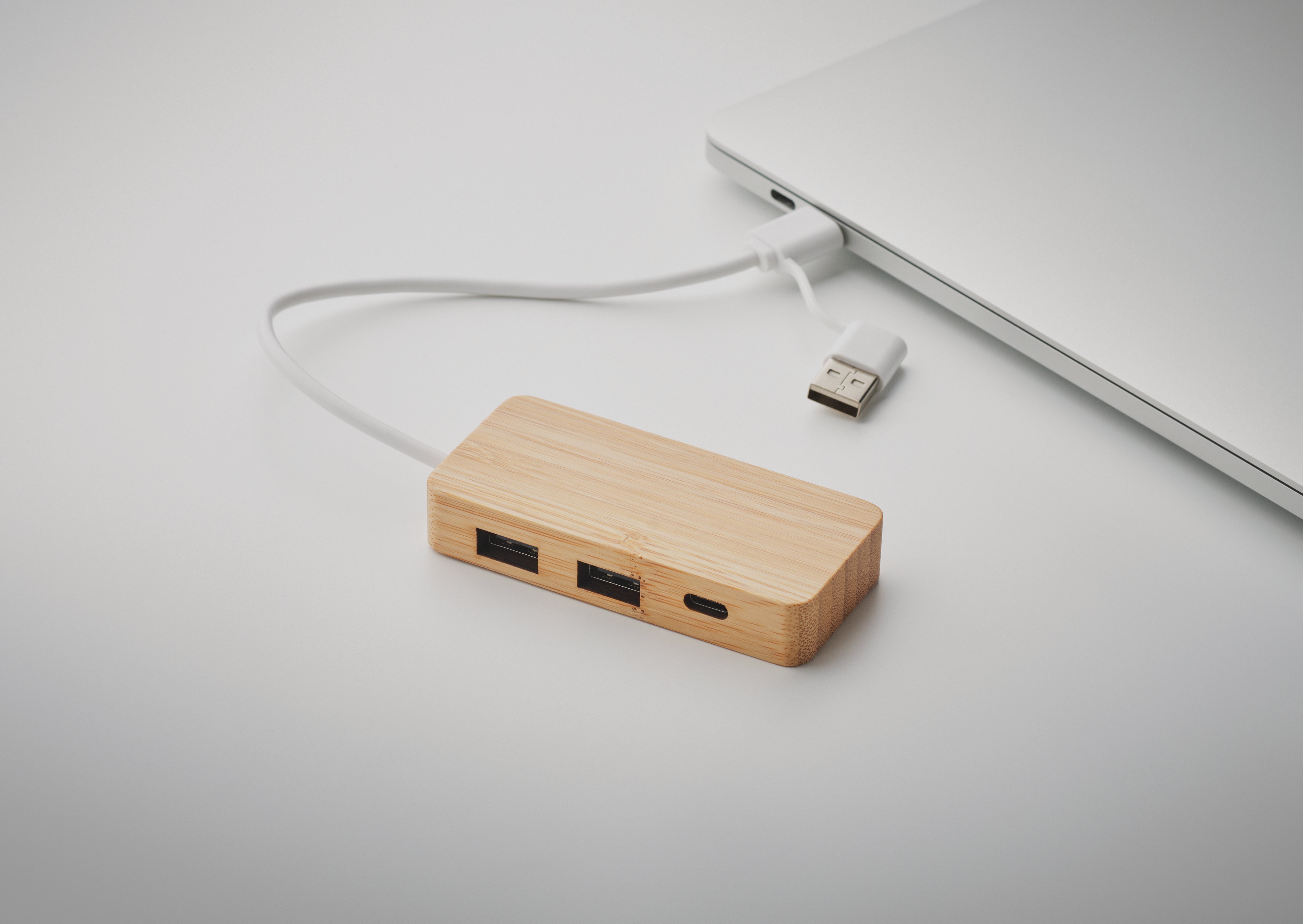 HUBBAM Bamboo USB Hub with 3 Ports