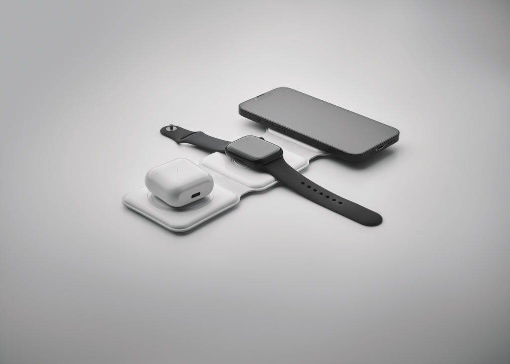ORIO 3-in-1 Foldable Wireless Charging Station
