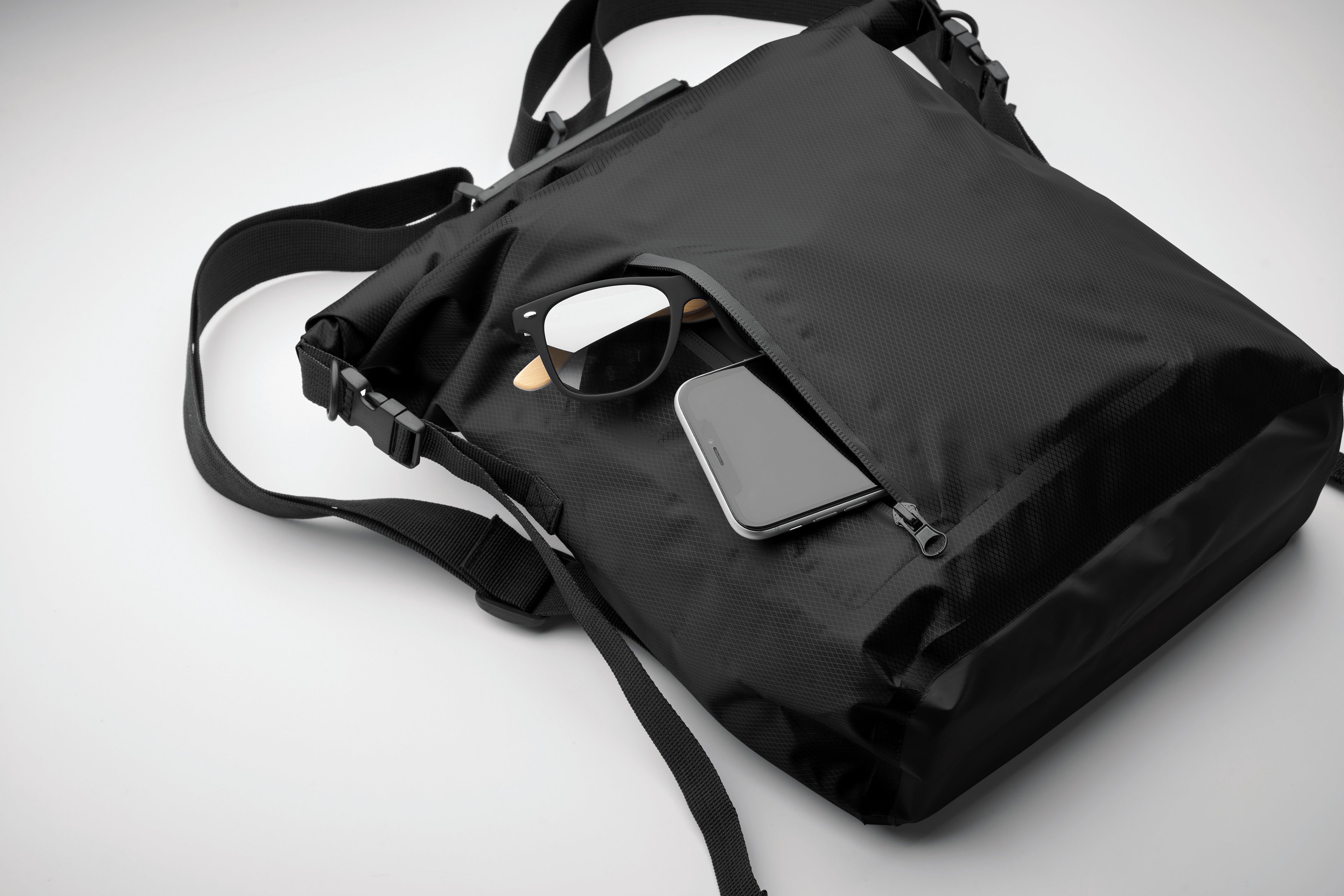 SCUBAROLL RPET Waterproof Rolltop Backpack 25L