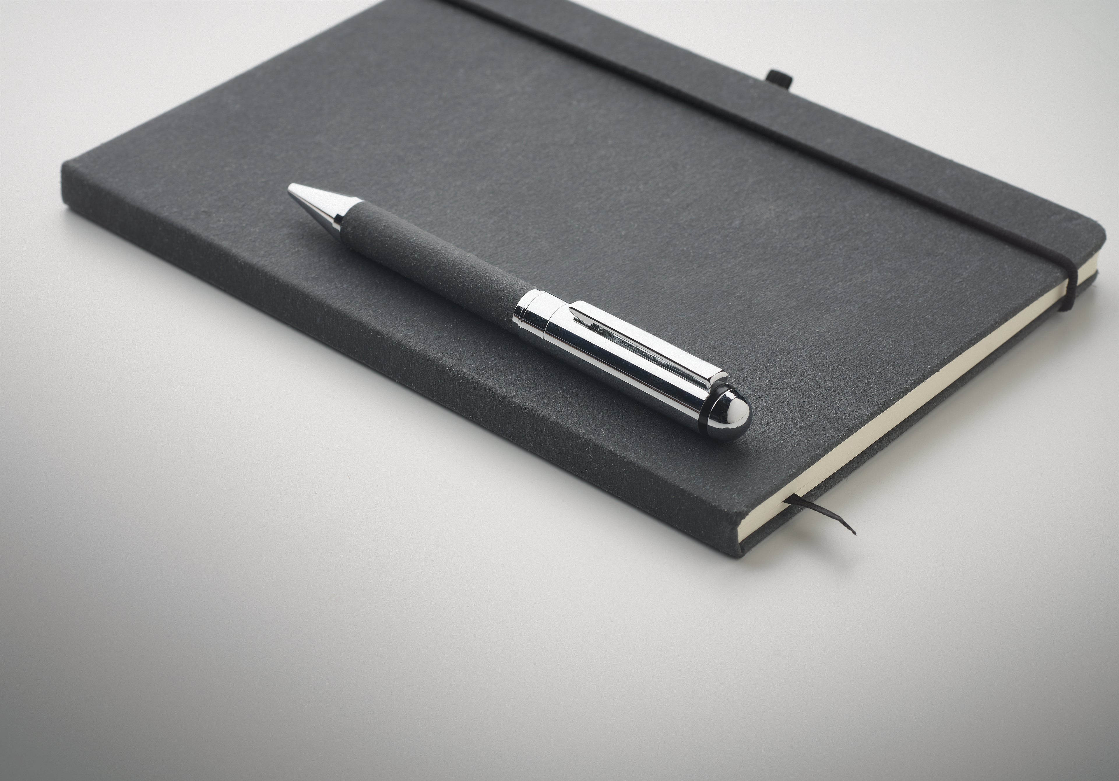 Eleganote Recycled Leather A5 Notebook Gift Set