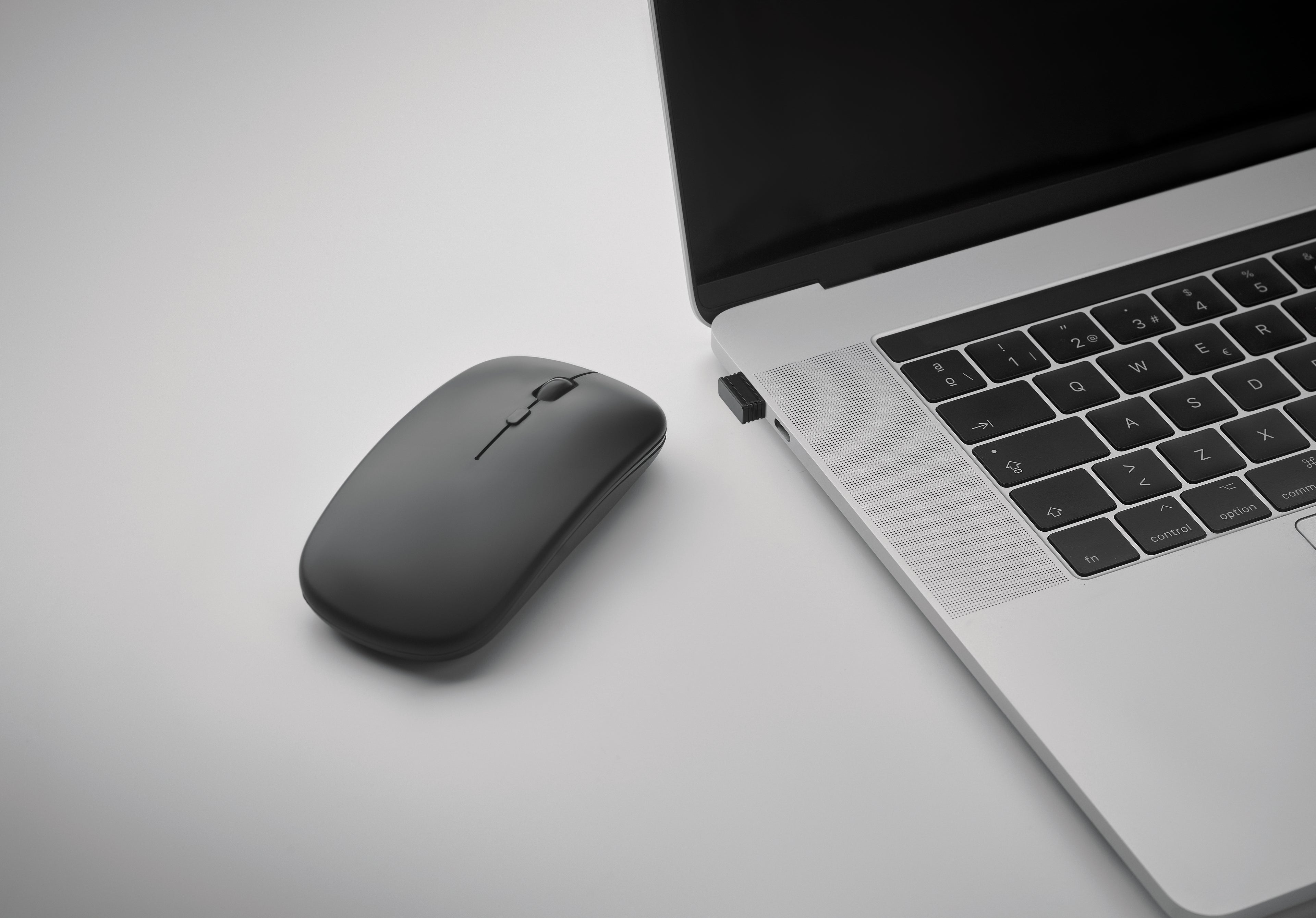 CURVY C Rechargeable Wireless Mouse in Recycled ABS