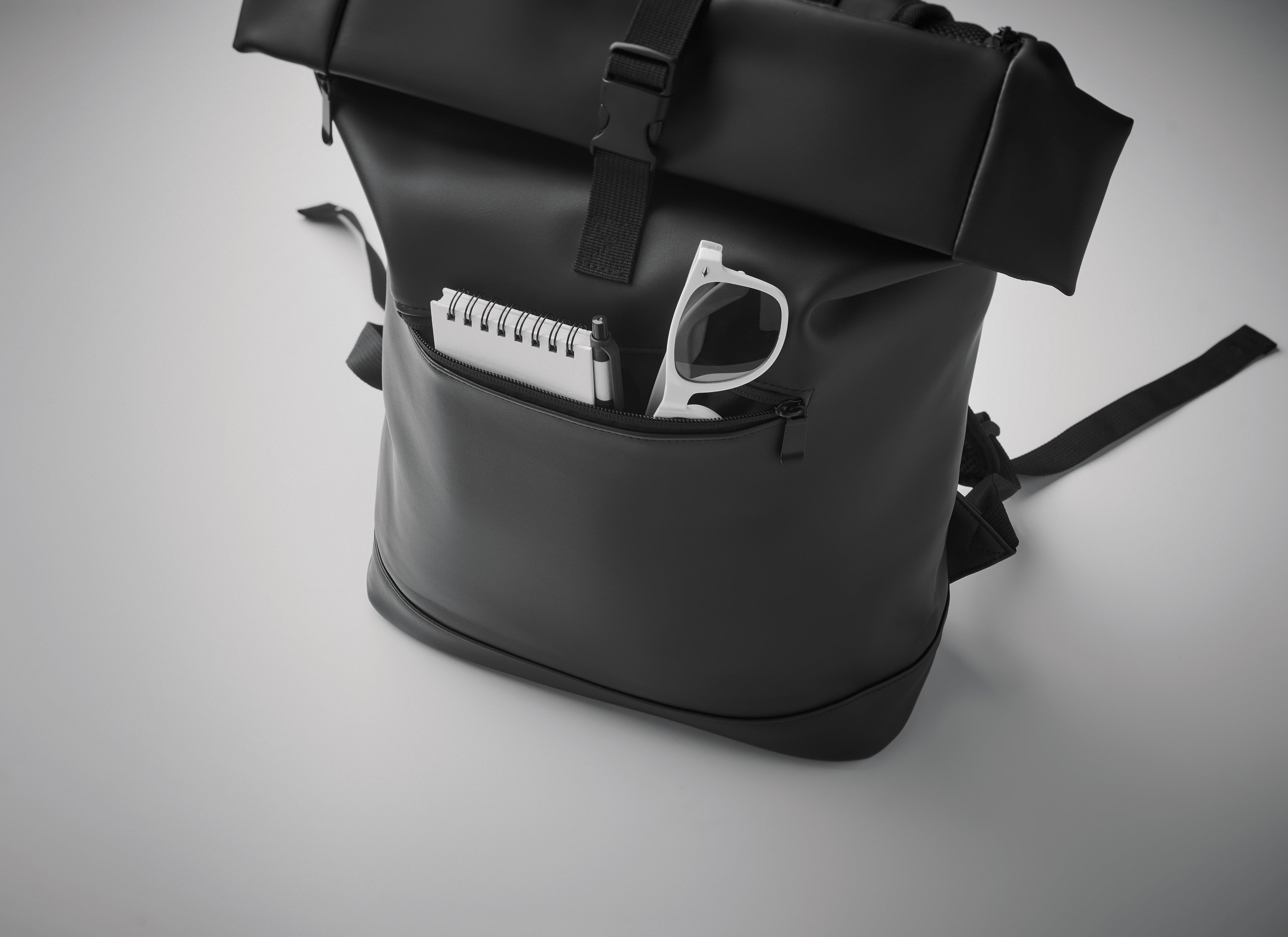 BAI ROLL 15-Inch Laptop Rolltop Backpack