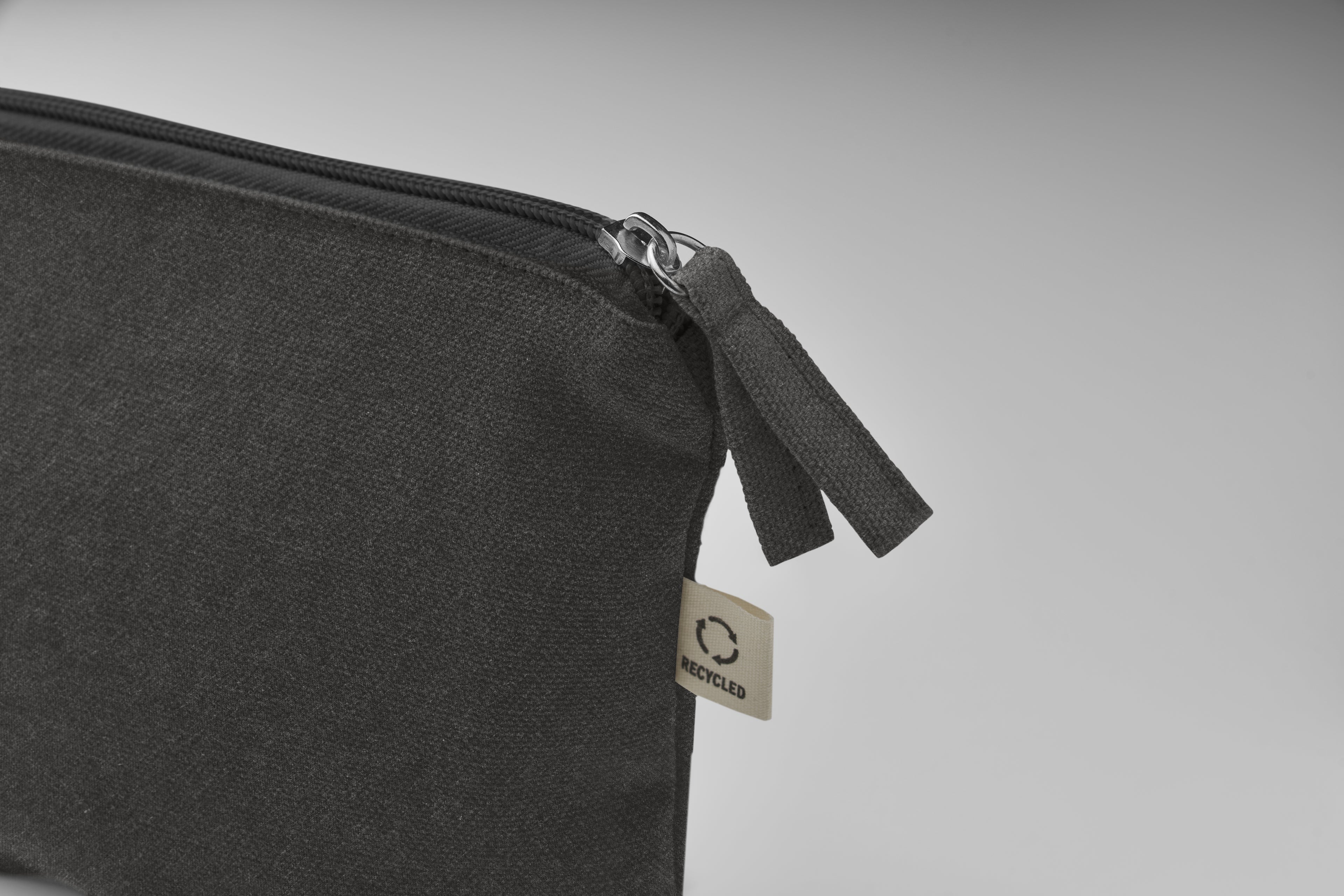 ELNAS Recycled Fabric Cosmetic and Accessories Bag