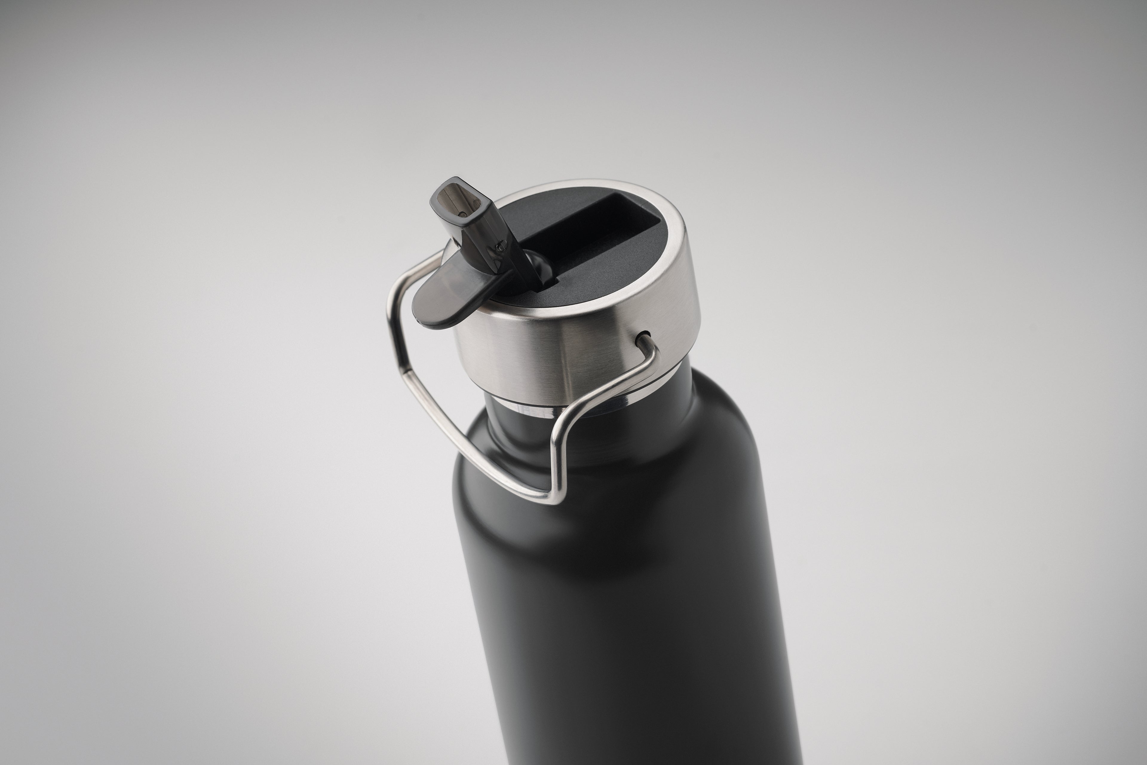 RIFLOW Recycled Stainless Steel Bottle 660ml with Straw