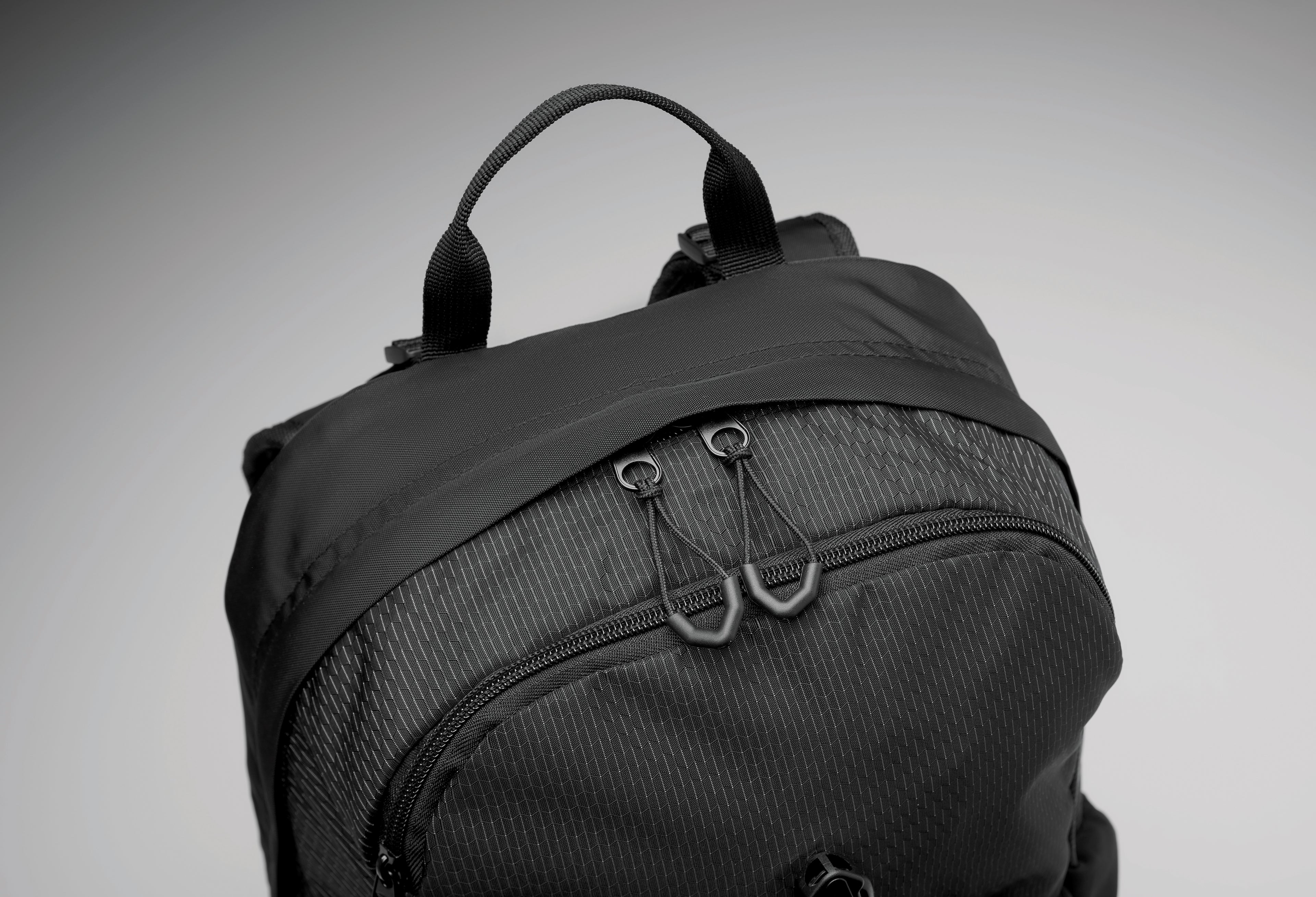 BAGGA 18L Water Repellent Hiking Backpack
