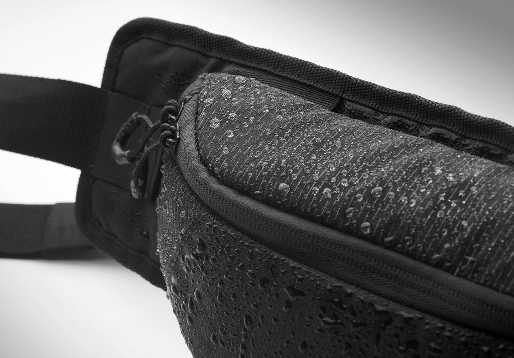 NYKO Water Repellent Hiking Waist Bag
