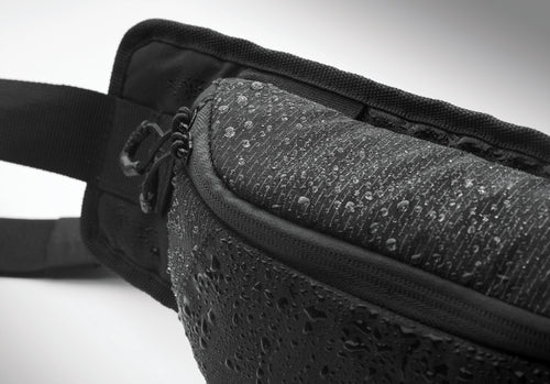NYKO Water Repellent Hiking Waist Bag in 420D Nylon