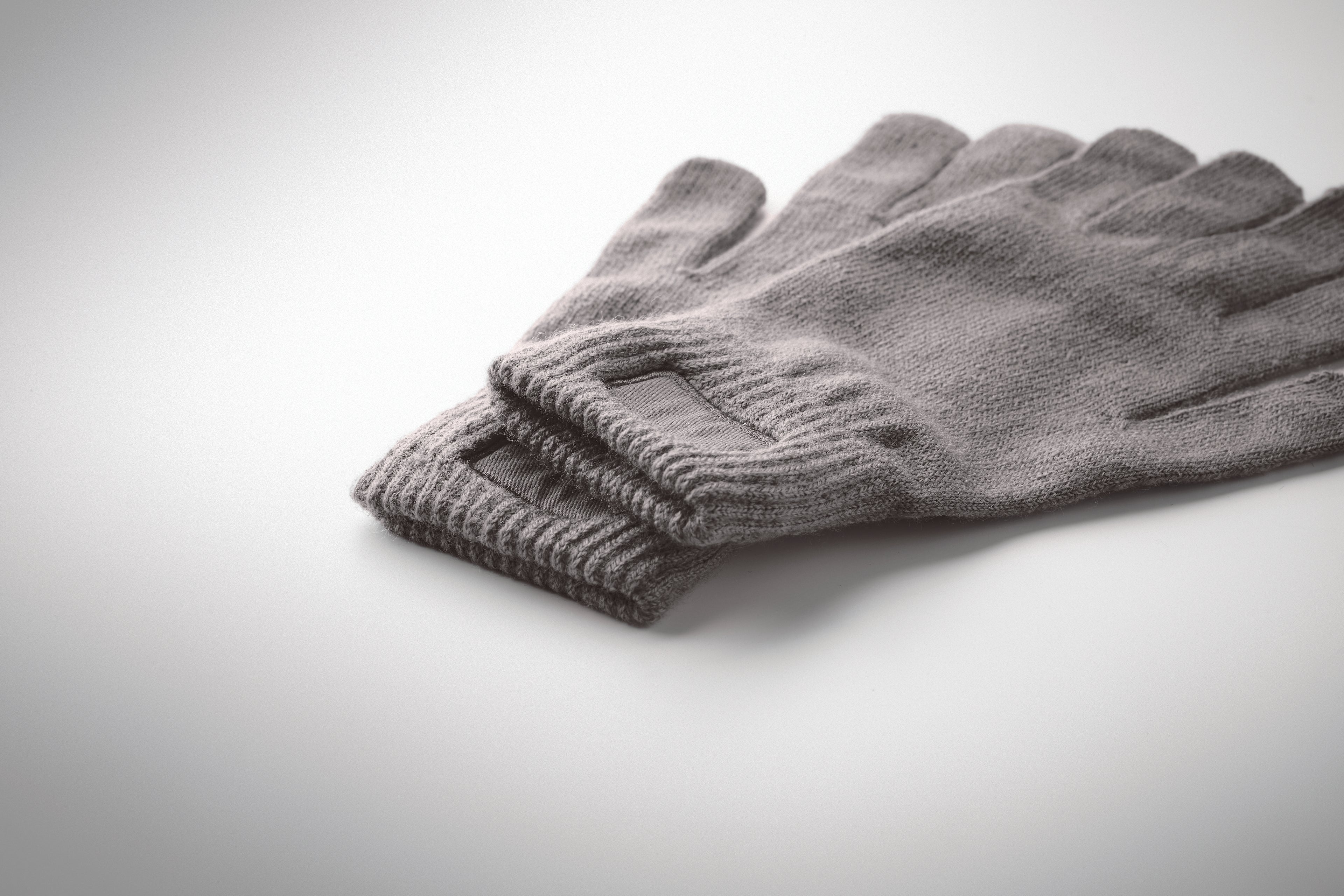 HANDNIT Knitted RPET Gloves with Decoration Patch