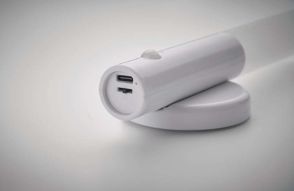 SENLUZ Rechargeable Magnetic Sensor Emergency Torch Light