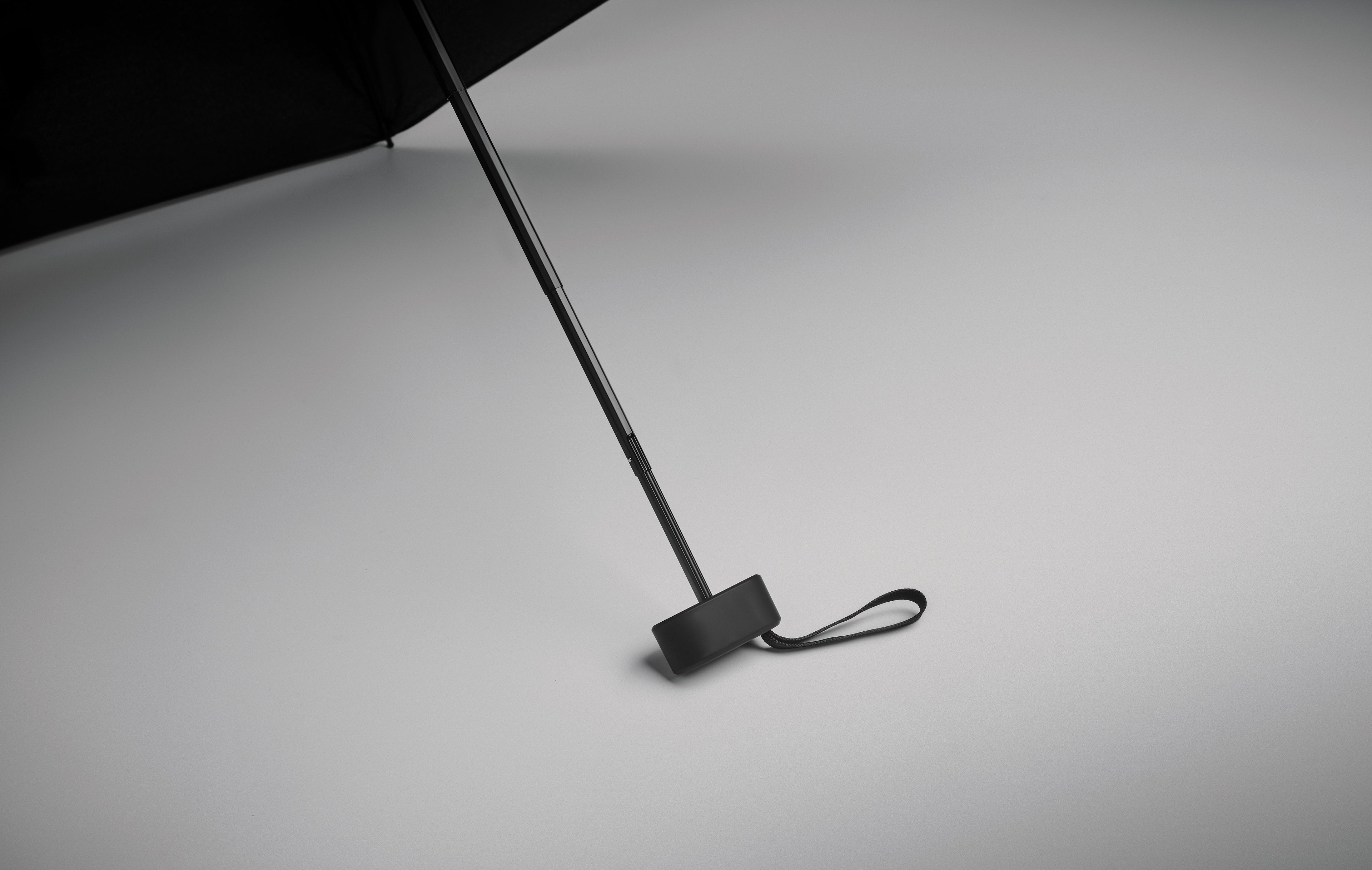 Portland 19 Inch Foldable Windproof Umbrella