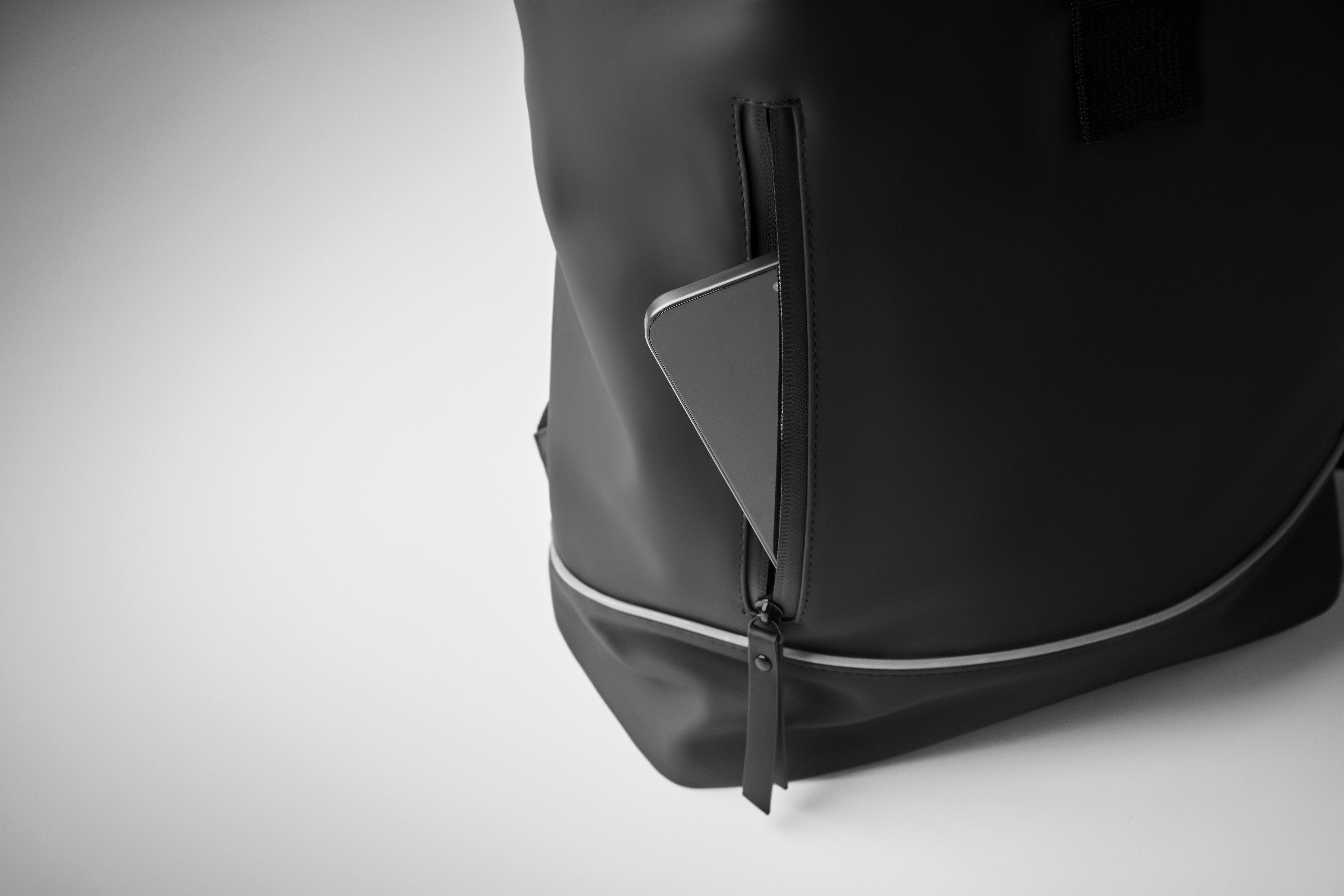 LAPTOSA 15" Roll Top PU Laptop Backpack
