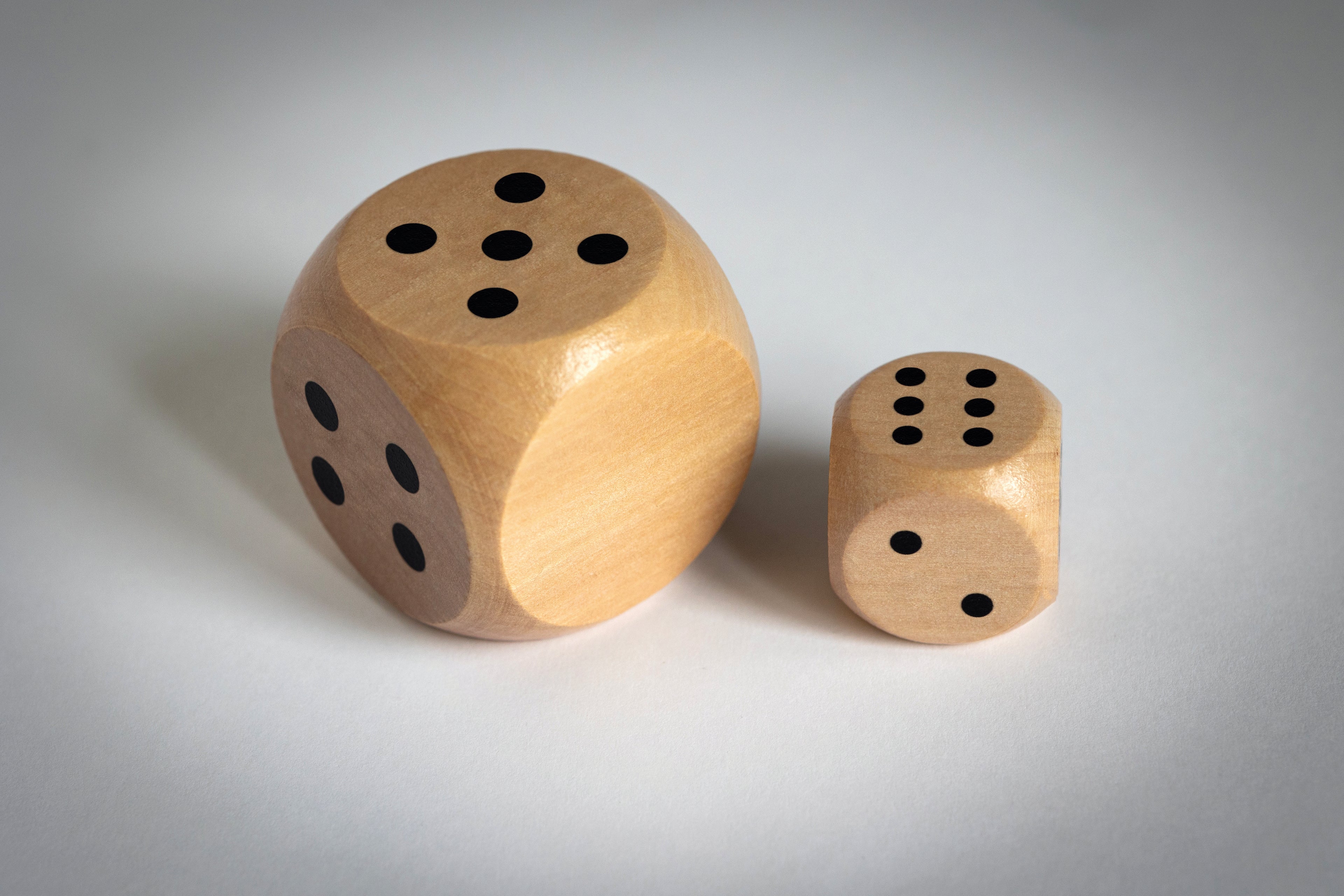 DADIN Wooden Dice 3cm – FSC Certified