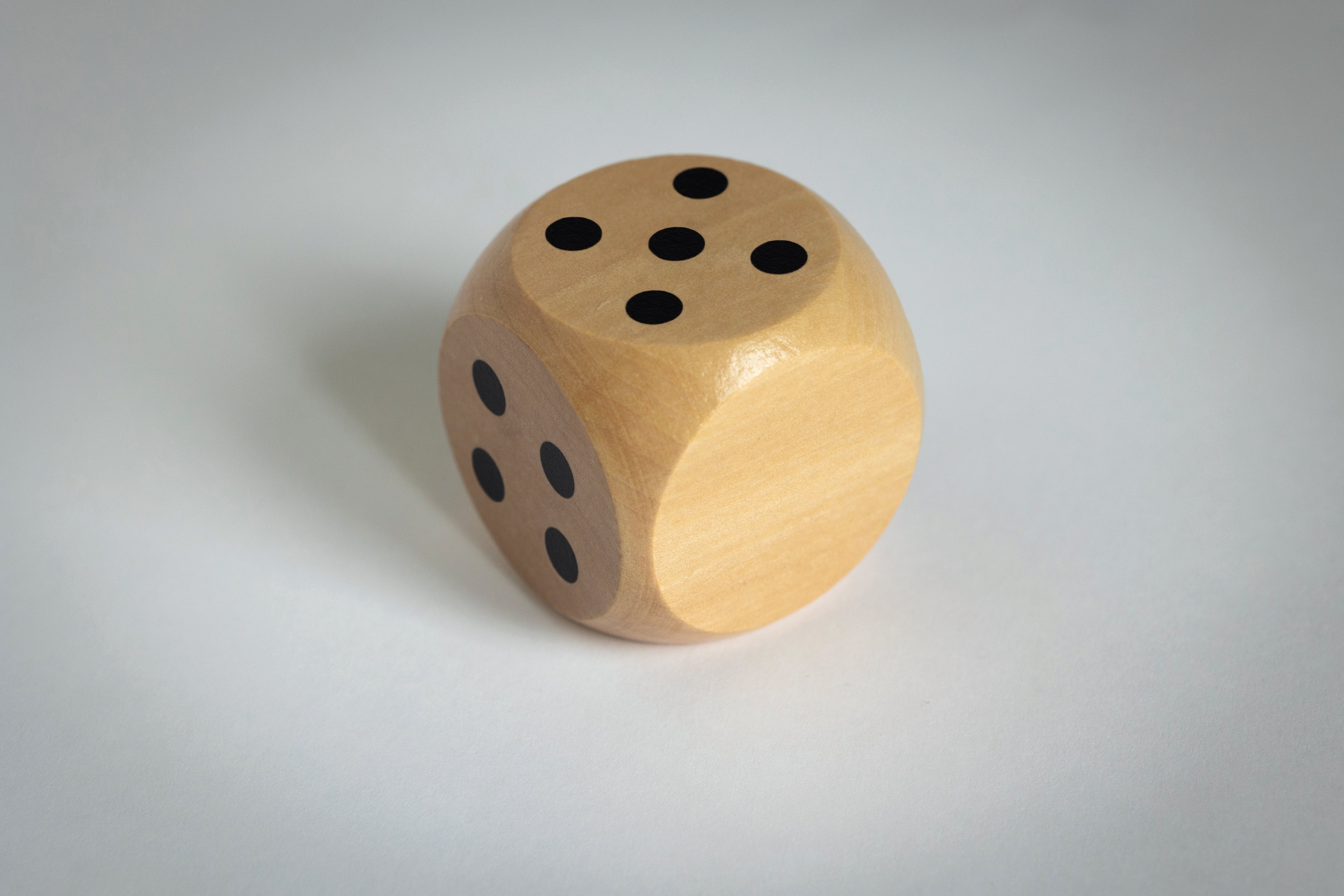 DADO Wooden Dice 5cm FSC-Certified Promotional Game