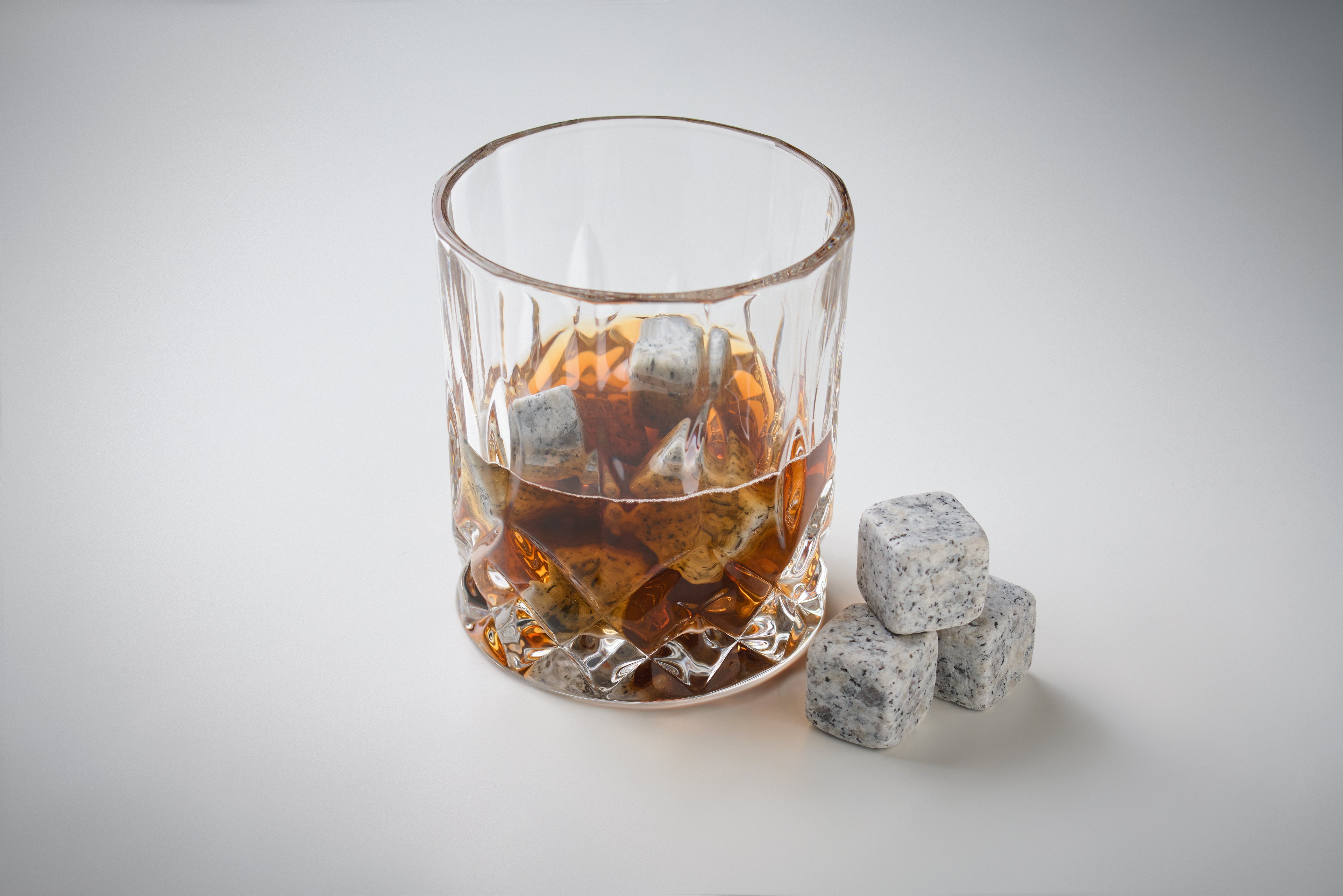 Aberdeen Reusable Stone Ice Cube Set