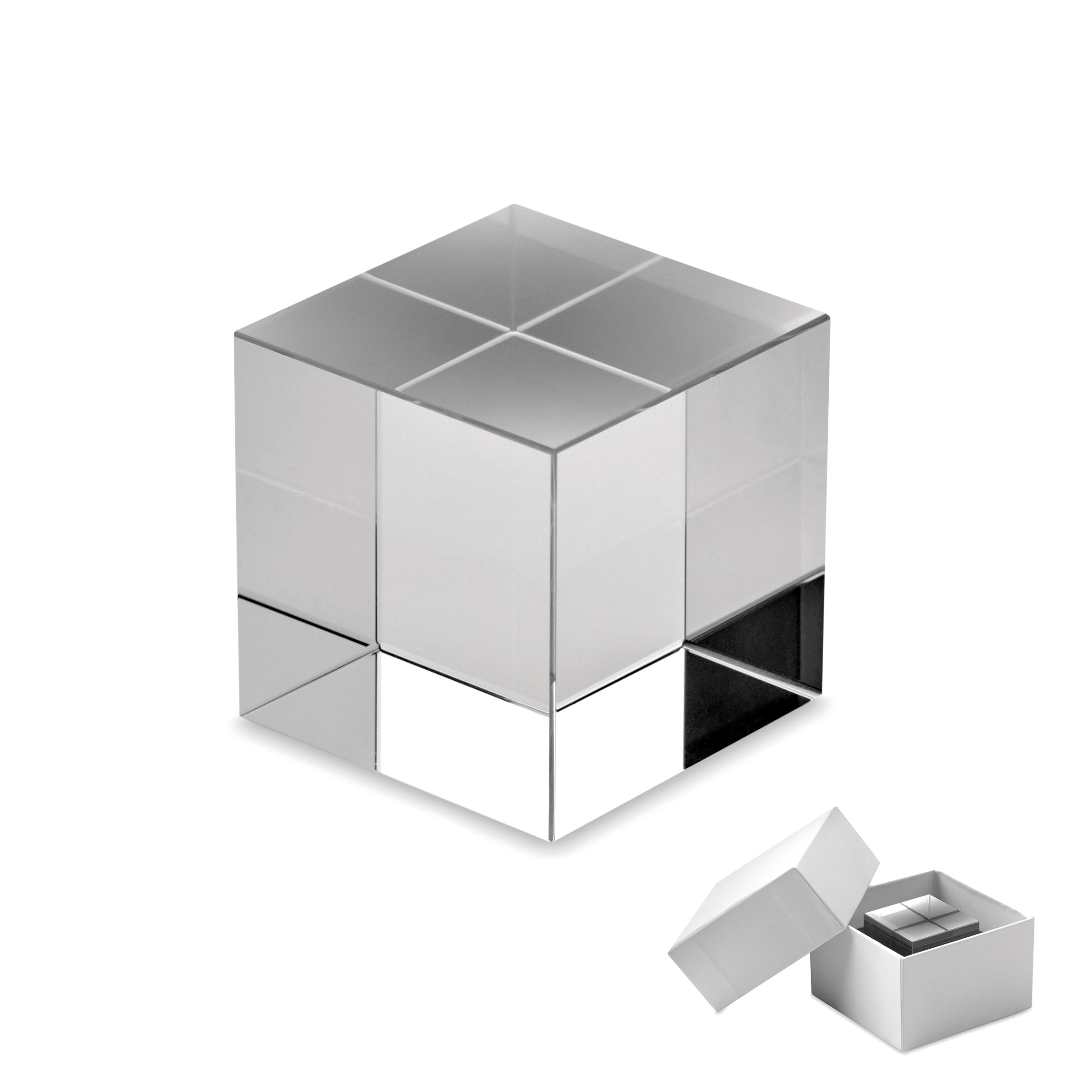 Kubeward Glass Cube Award with Gift Box