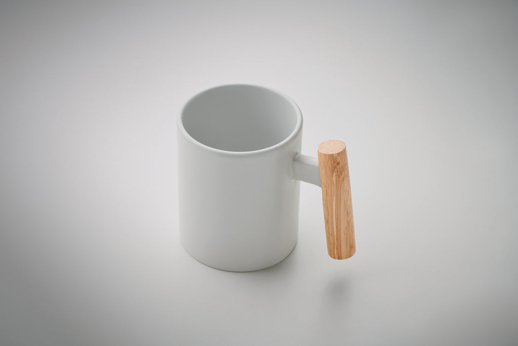 Crenate Ceramic Mug with Wooden Handle 320ml