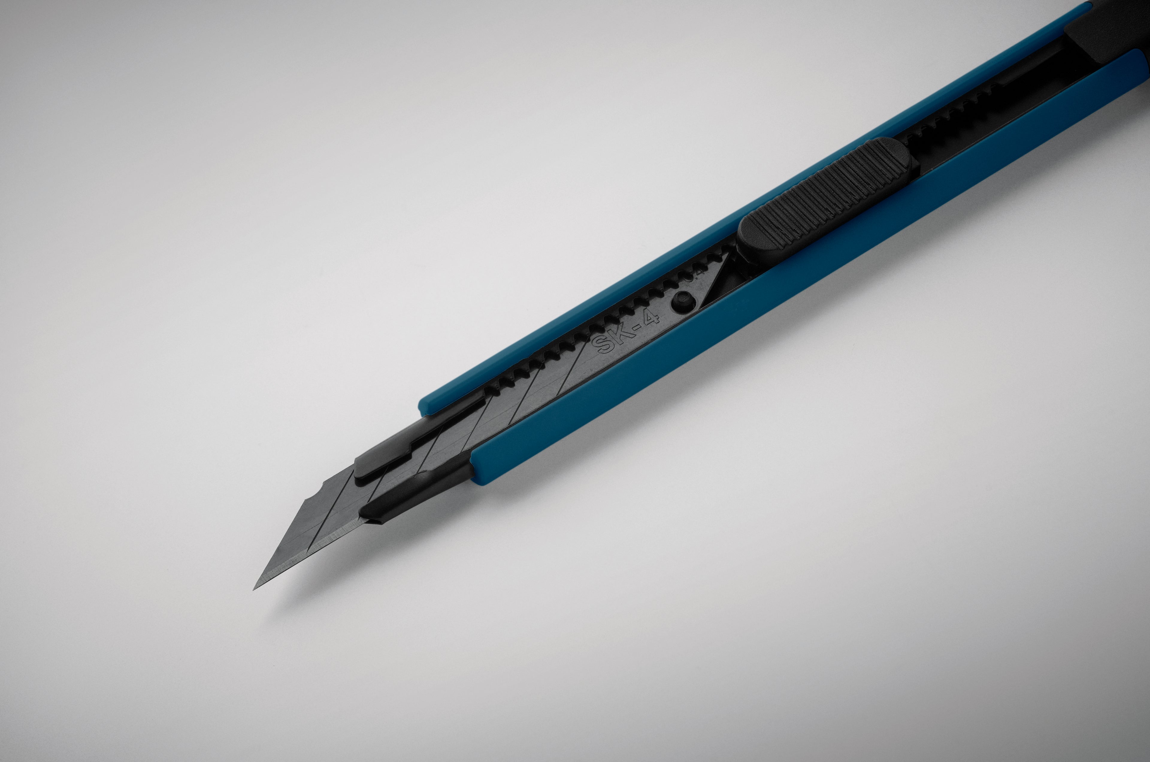 Blade Retractable Utility Knife with Branding