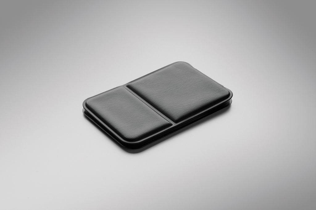 ITSME Compact Mirror in Foldable PU Case