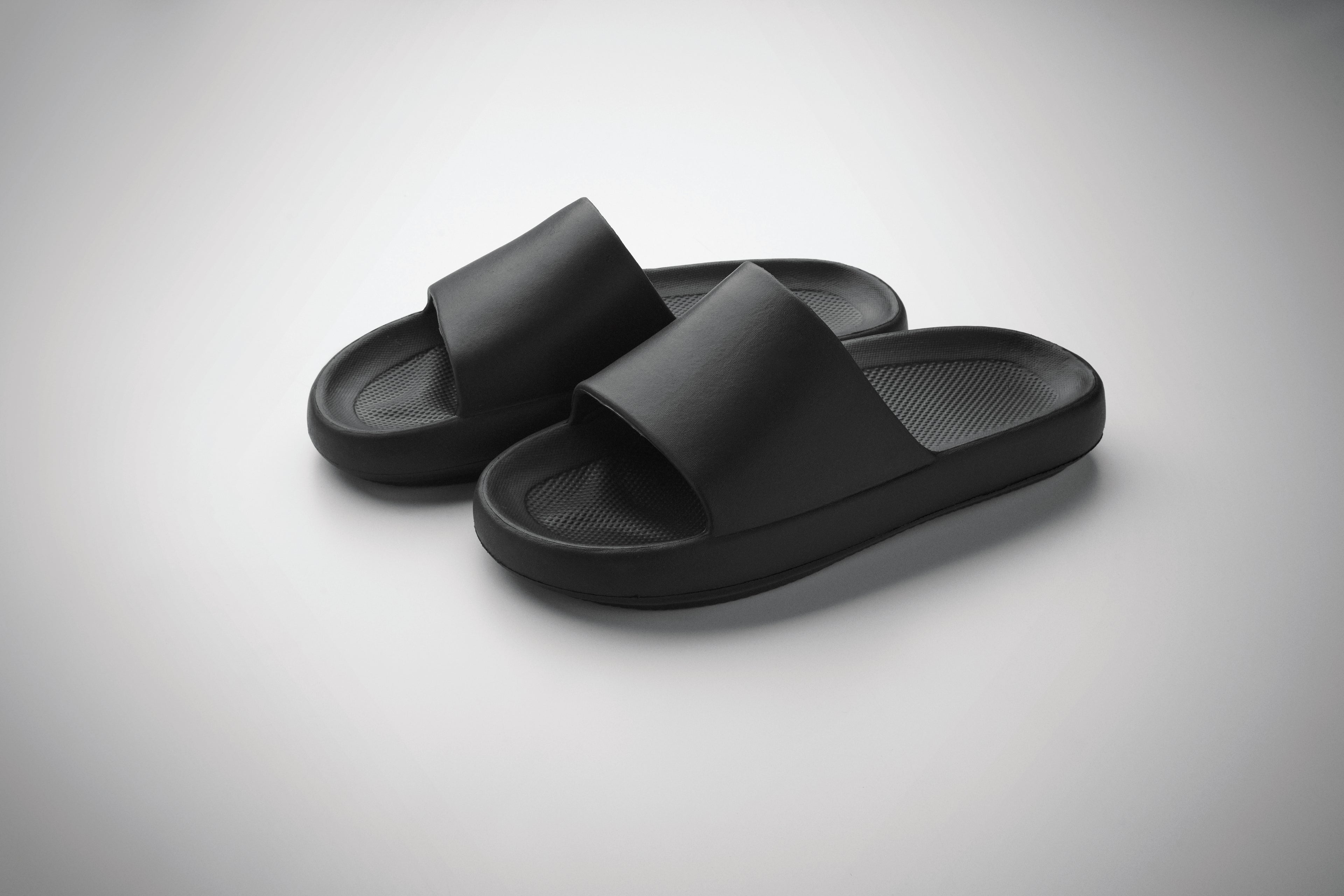 EVASLIDE Unisex EVA Sliders Size 40/41